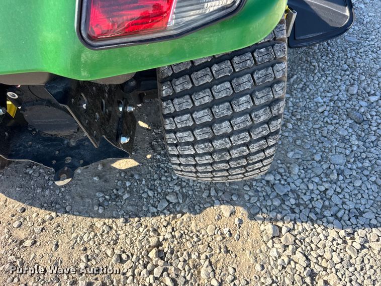 image for item ER0277 John Deere X730 lawn mower