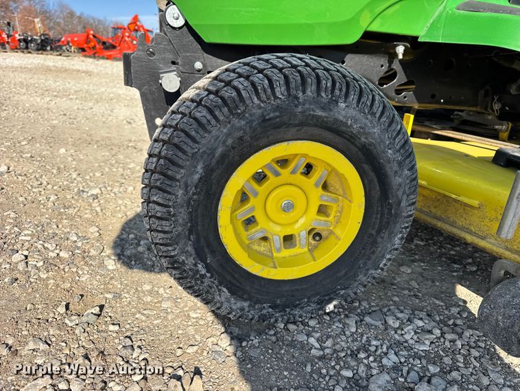 image for item ER0277 John Deere X730 lawn mower