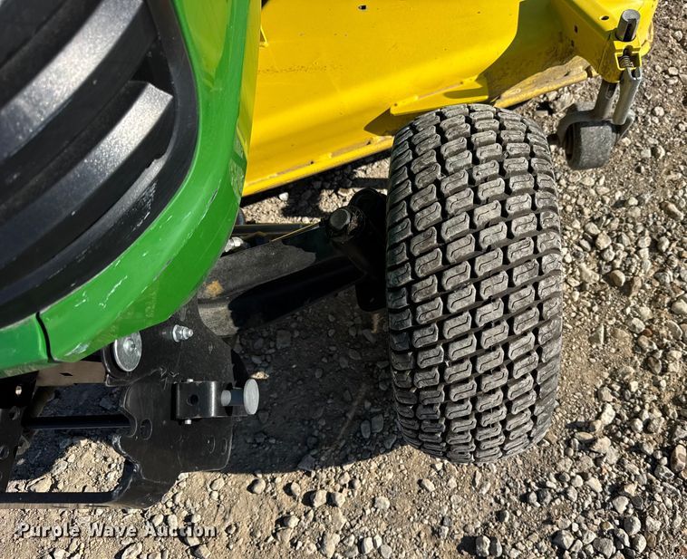 image for item ER0277 John Deere X730 lawn mower