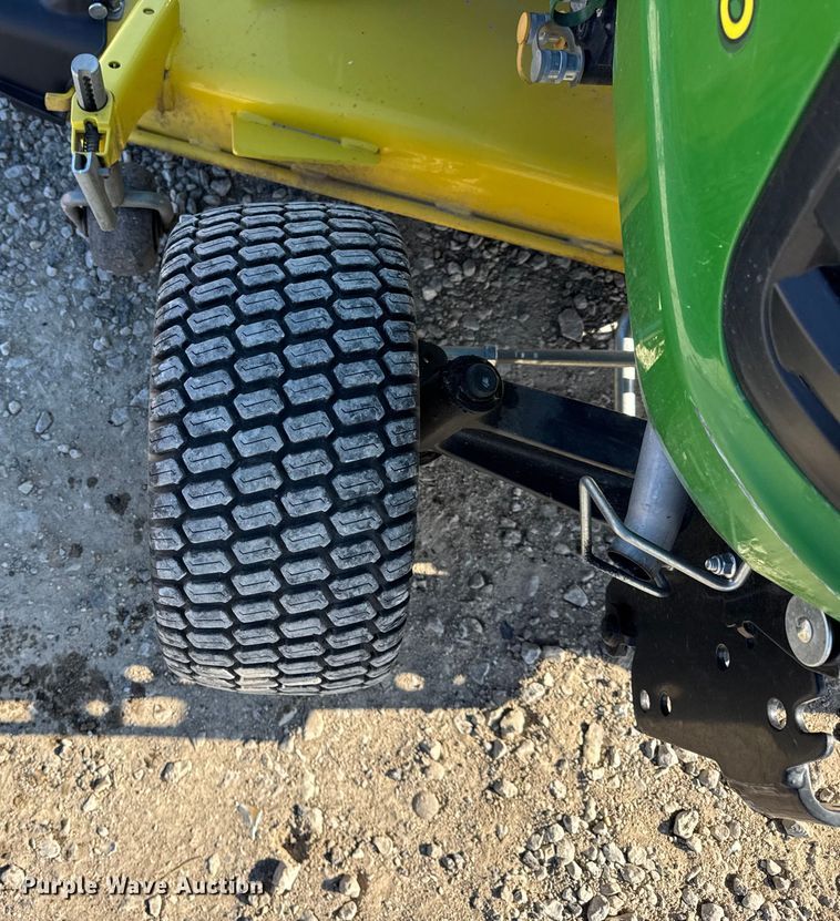 image for item ER0277 John Deere X730 lawn mower