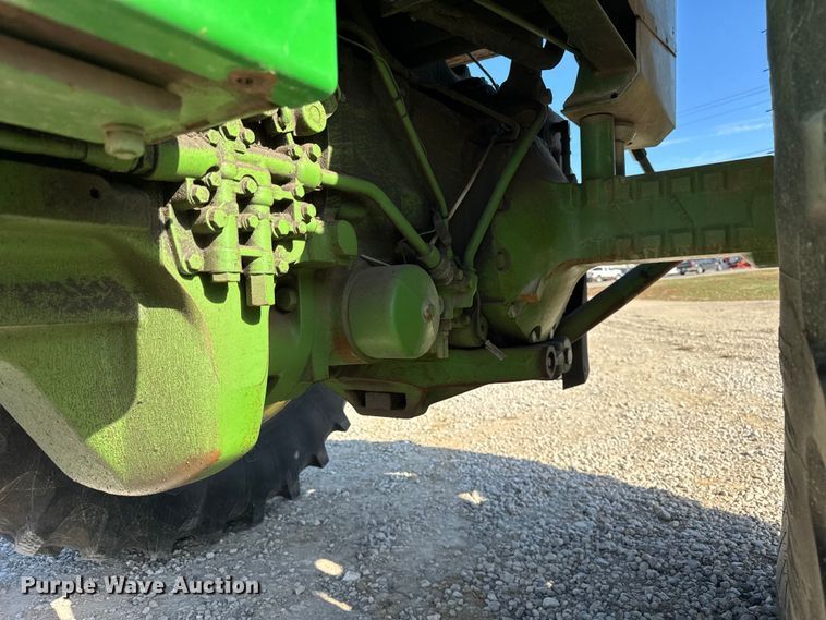 image for item ER0279 1975 John Deere 4430 tractor