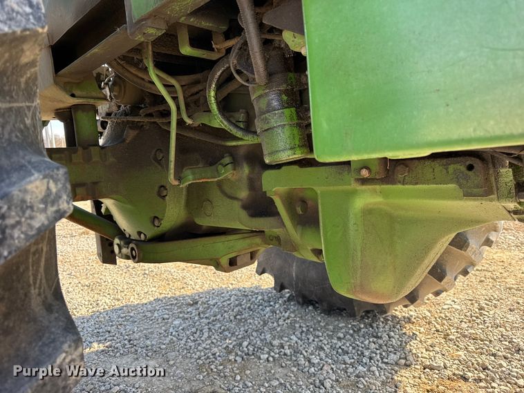 image for item ER0279 1975 John Deere 4430 tractor
