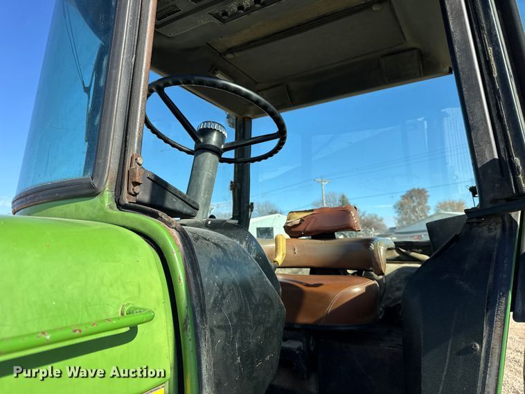 image for item ER0279 1975 John Deere 4430 tractor
