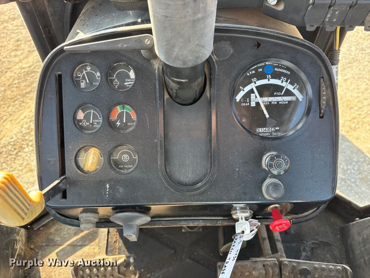 image for item ER0279 1975 John Deere 4430 tractor