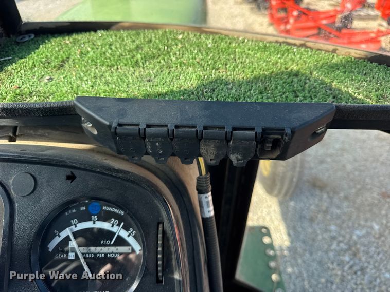 image for item ER0279 1975 John Deere 4430 tractor