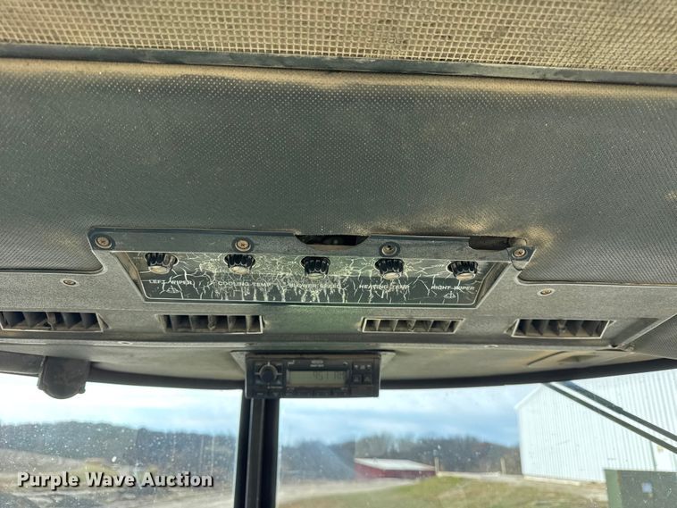 image for item ER0279 1975 John Deere 4430 tractor