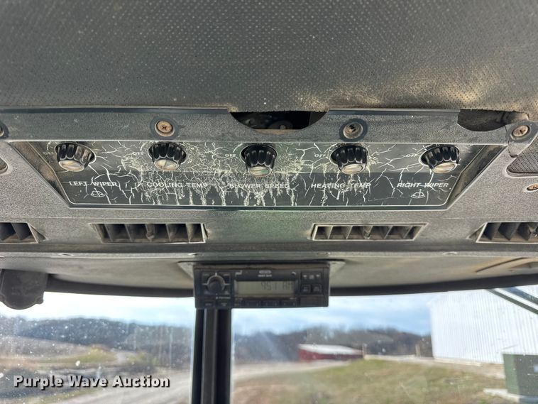 image for item ER0279 1975 John Deere 4430 tractor