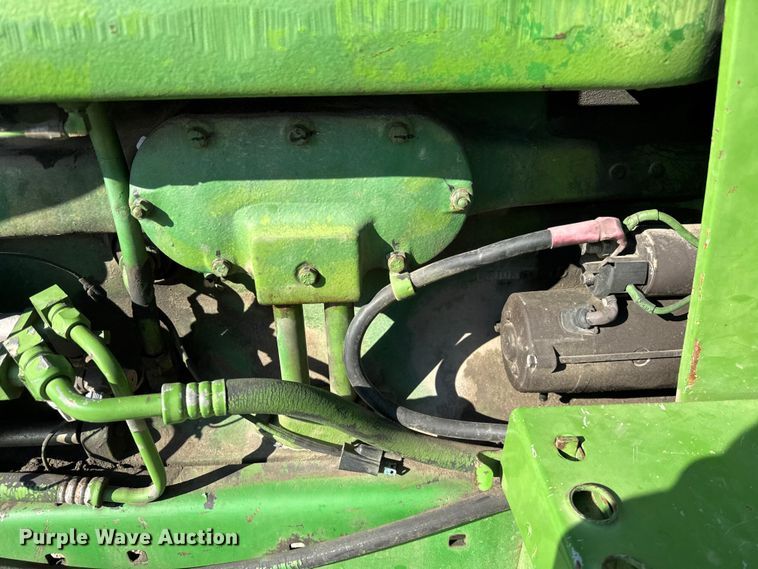image for item ER0279 1975 John Deere 4430 tractor
