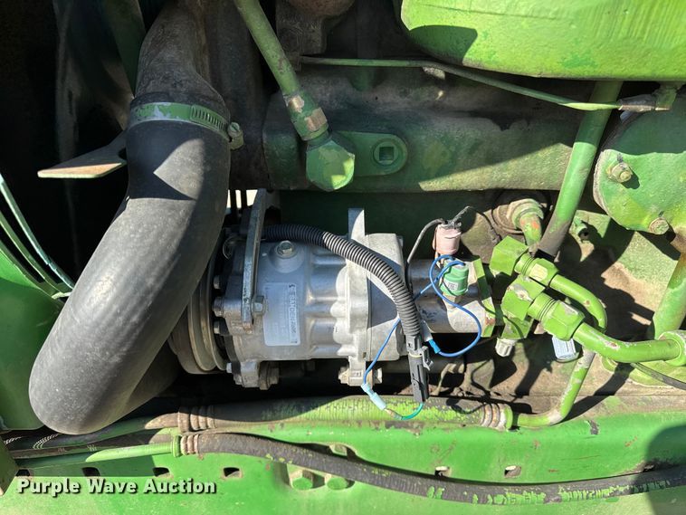 image for item ER0279 1975 John Deere 4430 tractor