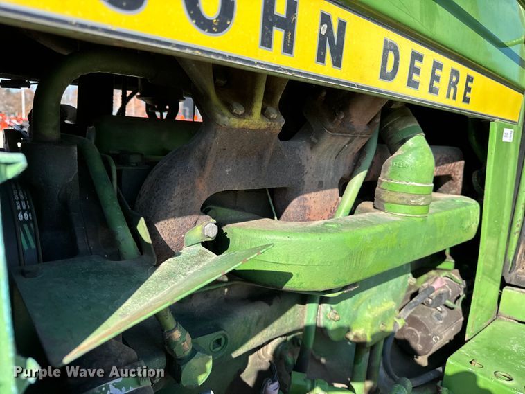 image for item ER0279 1975 John Deere 4430 tractor