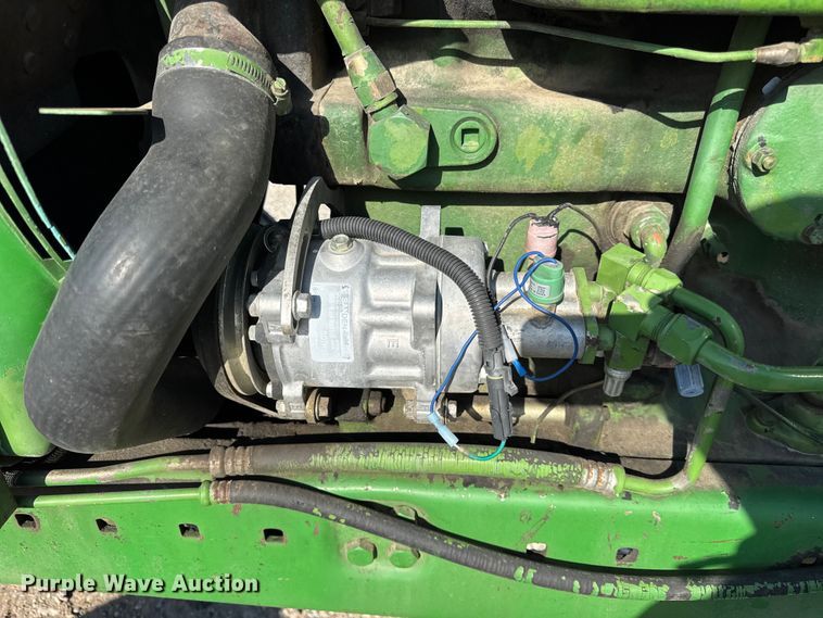 image for item ER0279 1975 John Deere 4430 tractor