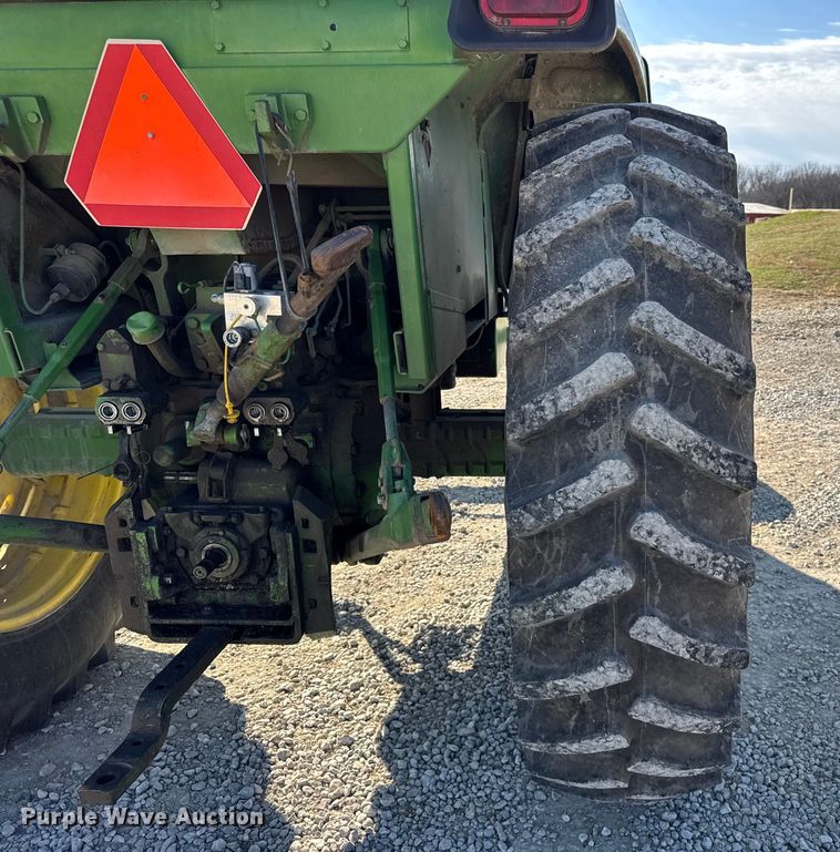 image for item ER0279 1975 John Deere 4430 tractor
