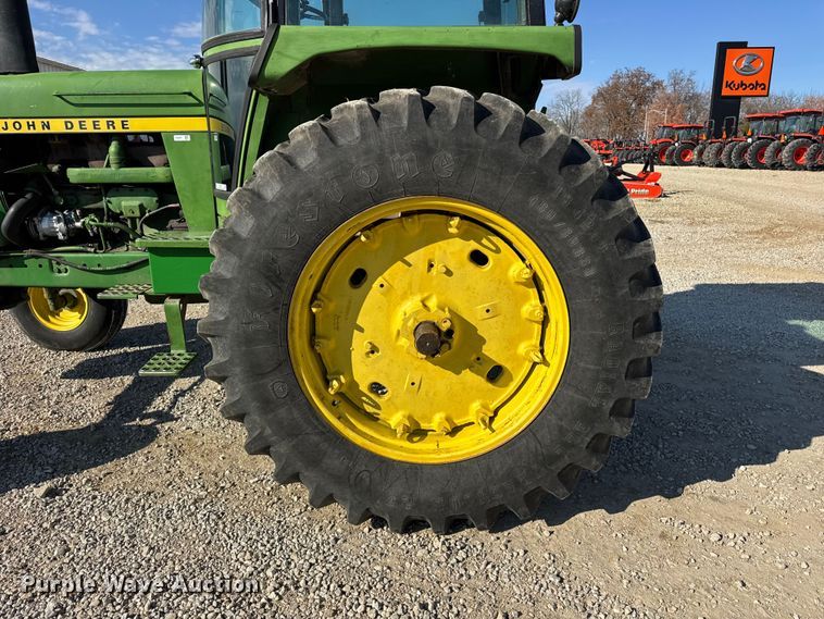 image for item ER0279 1975 John Deere 4430 tractor