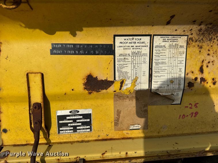 image for item ER0283 Ford 2110 tractor