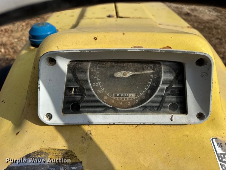 image for item ER0283 Ford 2110 tractor
