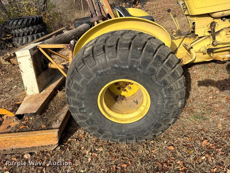 image for item ER0283 Ford 2110 tractor