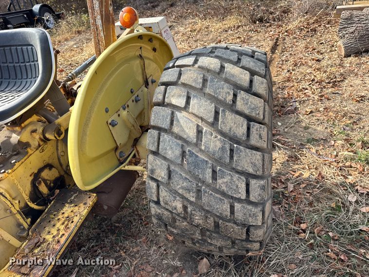 image for item ER0283 Ford 2110 tractor
