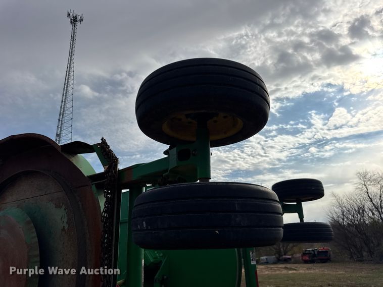 image for item ER0284 John Deere CX20 batwing rotary mower