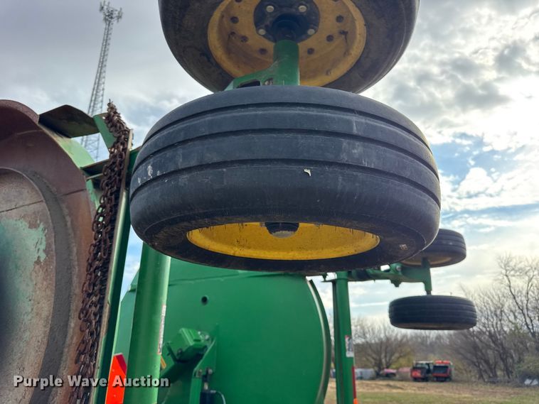 image for item ER0284 John Deere CX20 batwing rotary mower