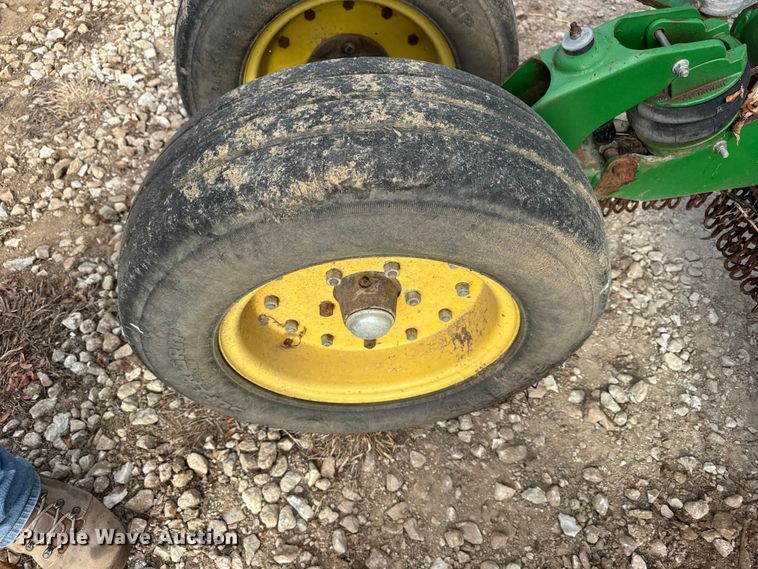 image for item ER0284 John Deere CX20 batwing rotary mower