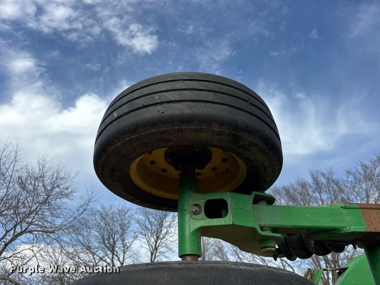 image for item ER0284 John Deere CX20 batwing rotary mower