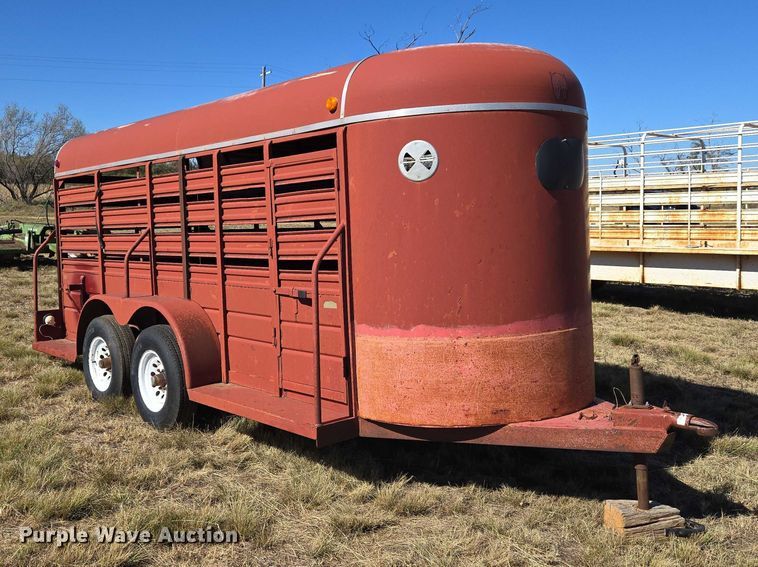 image for item ET5233 1996 W-W Trailer Manufacturers livestock trailer