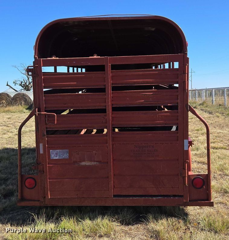 image for item ET5233 1996 W-W Trailer Manufacturers livestock trailer