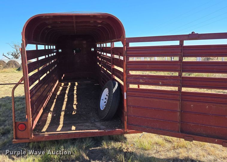 image for item ET5233 1996 W-W Trailer Manufacturers livestock trailer