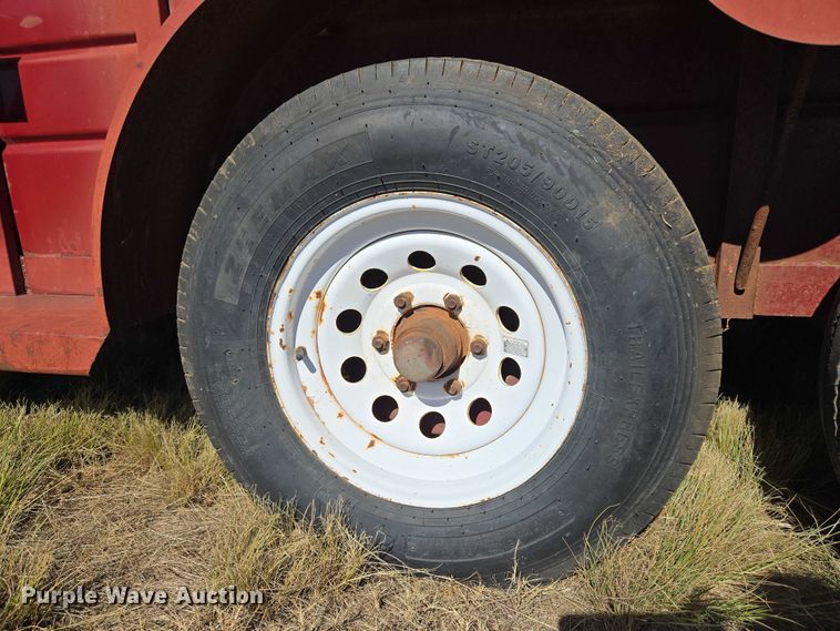 image for item ET5233 1996 W-W Trailer Manufacturers livestock trailer