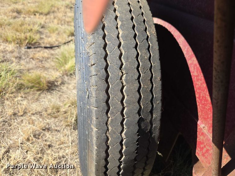 image for item ET5233 1996 W-W Trailer Manufacturers livestock trailer