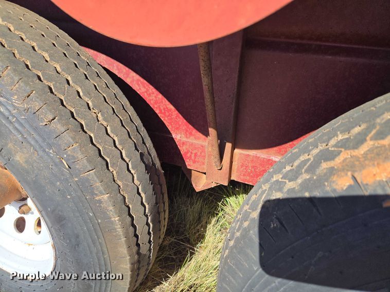 image for item ET5233 1996 W-W Trailer Manufacturers livestock trailer