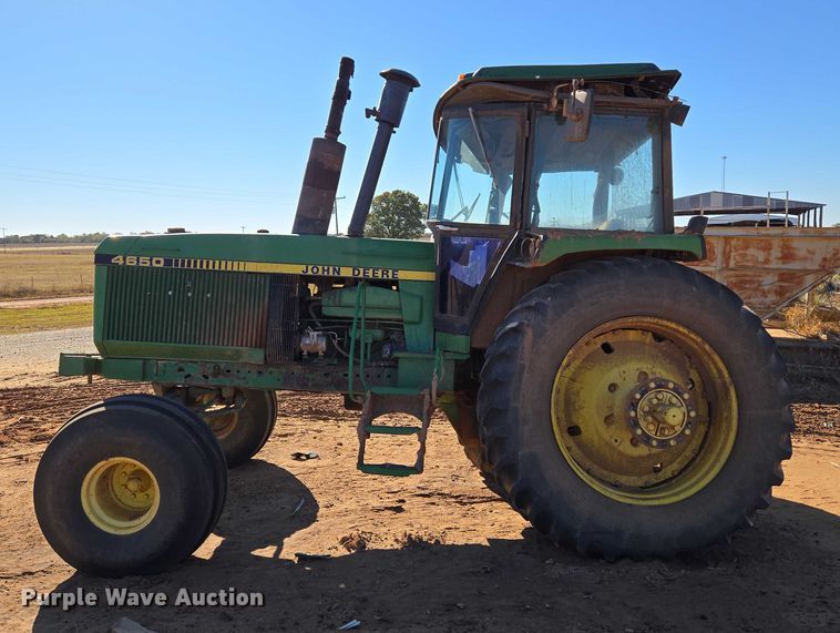 image for item ET5237 1988 John Deere 4650 tractor