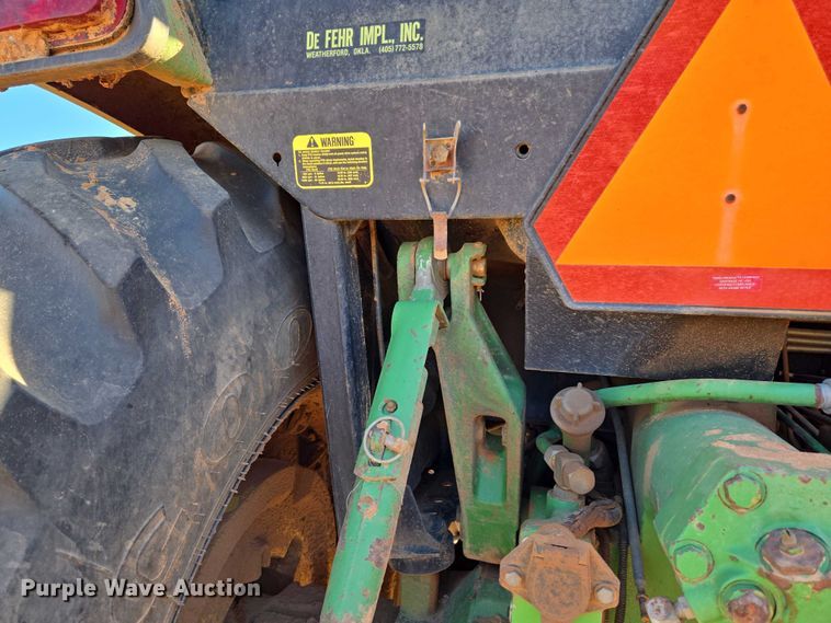 image for item ET5237 1988 John Deere 4650 tractor