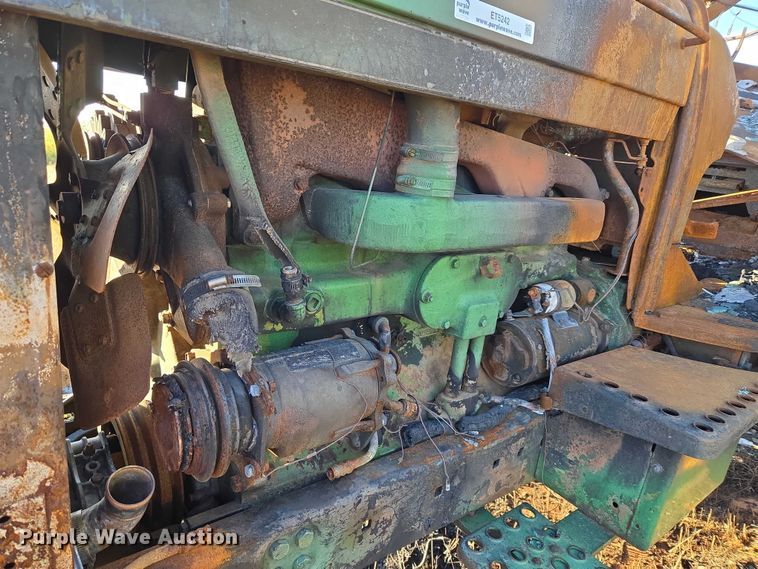 image for item ET5242 1977 John Deere 4230 tractor