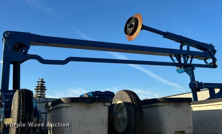 image for item ET6597 Kinze 3600 no-till planter