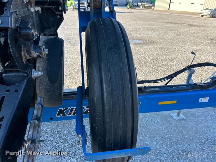 image for item ET6597 Kinze 3600 no-till planter