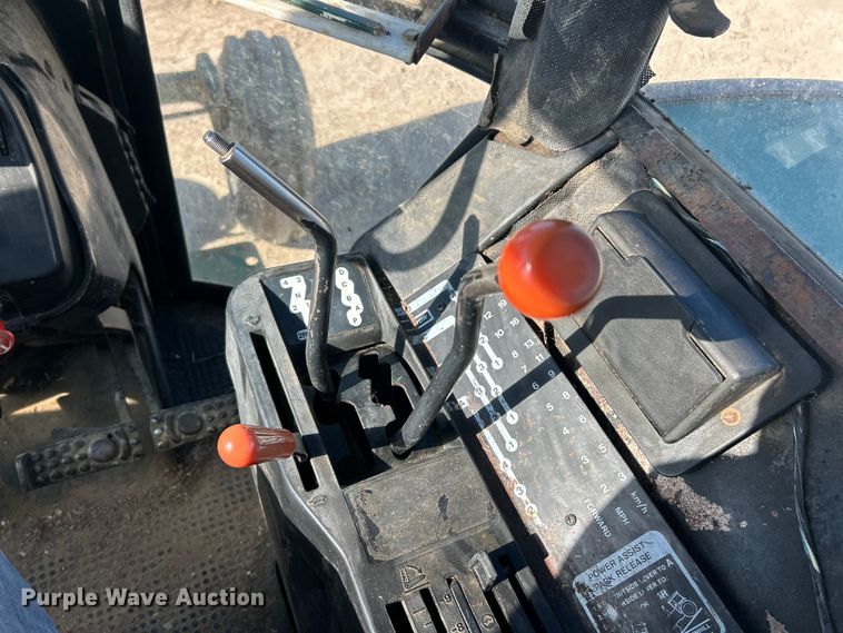 image for item ET6647 1981 John Deere 4440 tractor