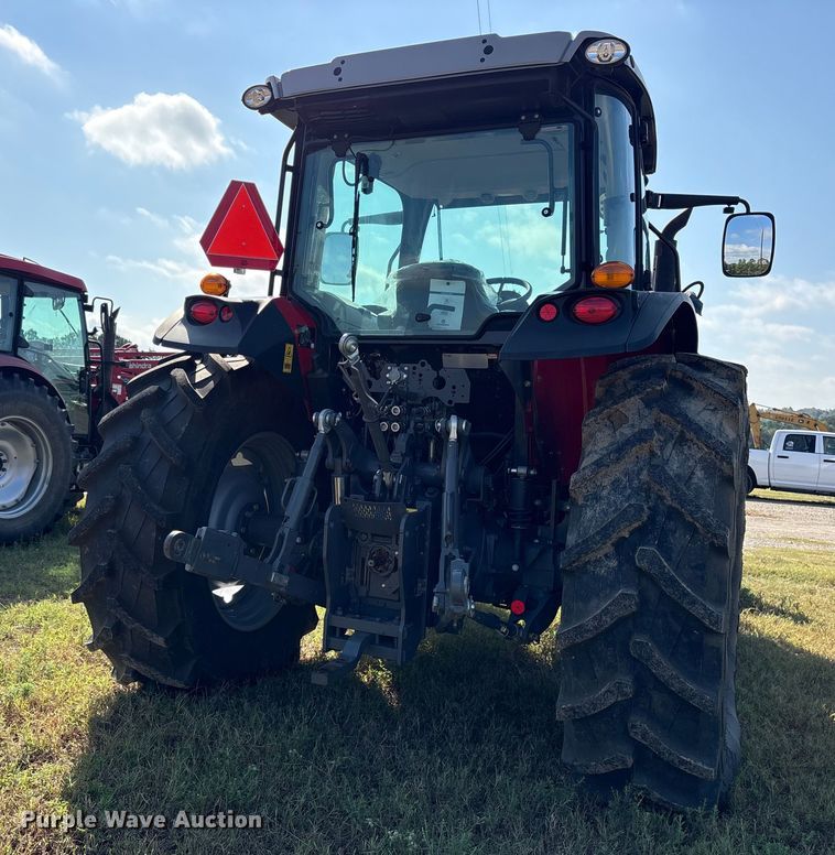 image for item ET7192 2023 Massey Ferguson 5711 Dyna-4 MFWD tractor