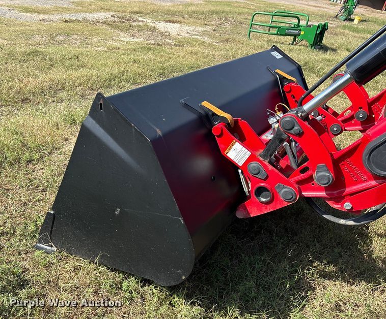 image for item ET7192 2023 Massey Ferguson 5711 Dyna-4 MFWD tractor