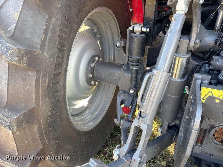 image for item ET7192 2023 Massey Ferguson 5711 Dyna-4 MFWD tractor