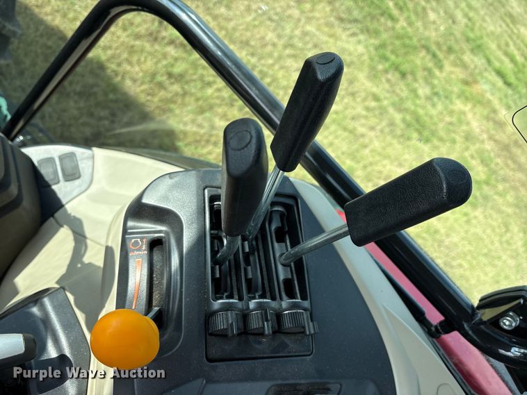 image for item ET7192 2023 Massey Ferguson 5711 Dyna-4 MFWD tractor