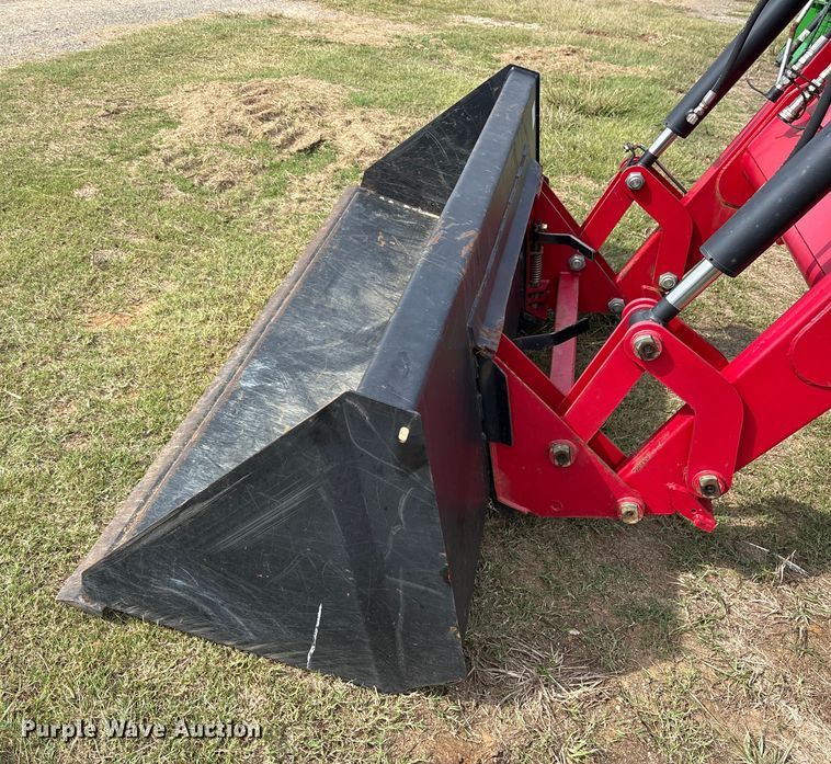 image for item ET7193 2015 Mahindra 105S MFWD tractor