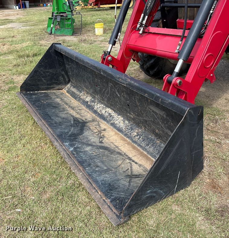 image for item ET7193 2015 Mahindra 105S MFWD tractor