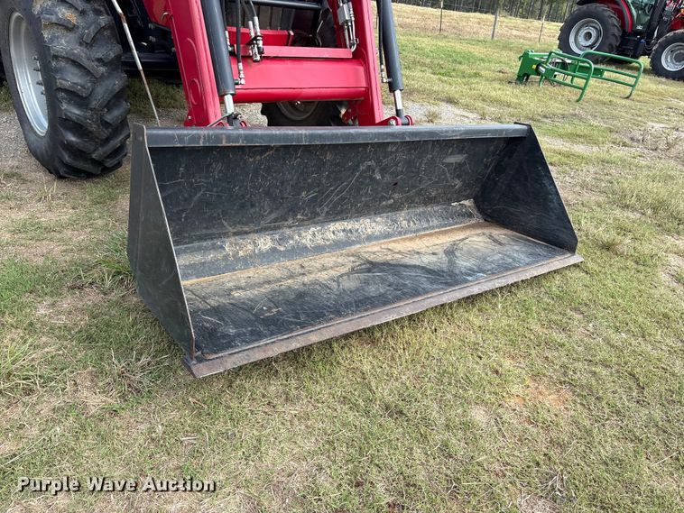 image for item ET7193 2015 Mahindra 105S MFWD tractor