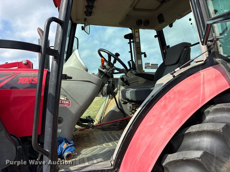 image for item ET7193 2015 Mahindra 105S MFWD tractor