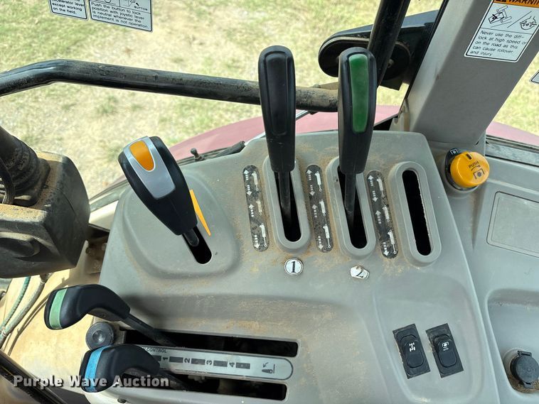 image for item ET7193 2015 Mahindra 105S MFWD tractor