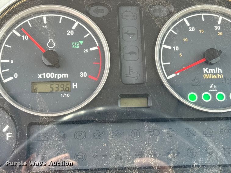 image for item ET7193 2015 Mahindra 105S MFWD tractor