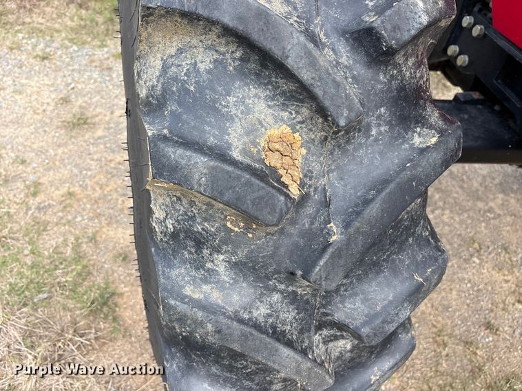 image for item ET7193 2015 Mahindra 105S MFWD tractor