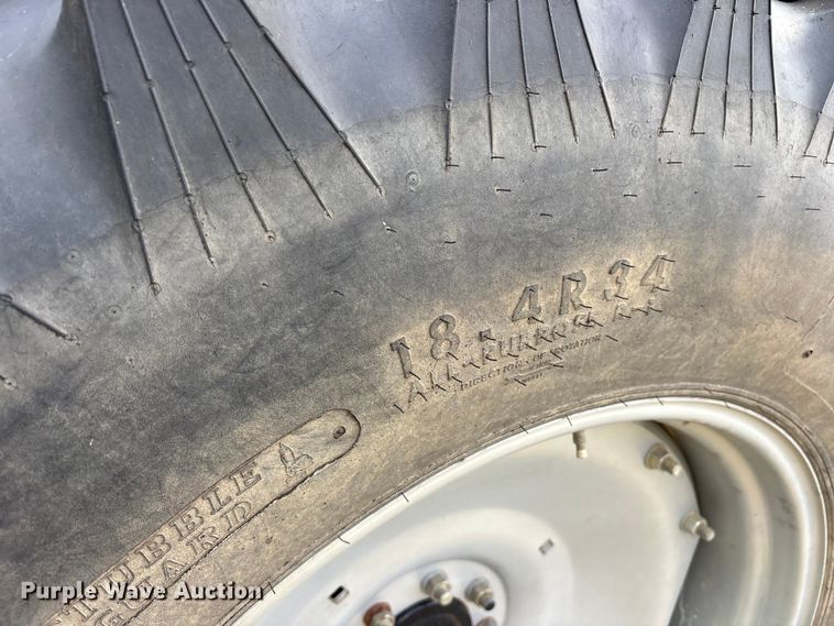 image for item ET7193 2015 Mahindra 105S MFWD tractor