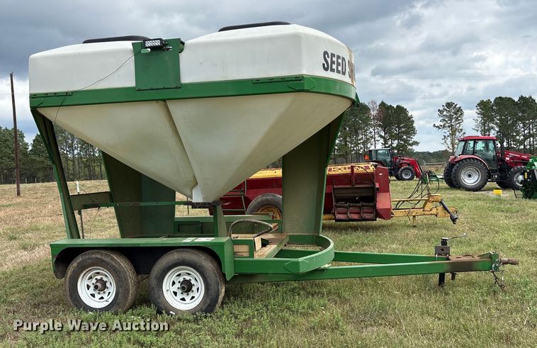 image for item ET7194 Norwood Seed Shuttle SS290 seed tender